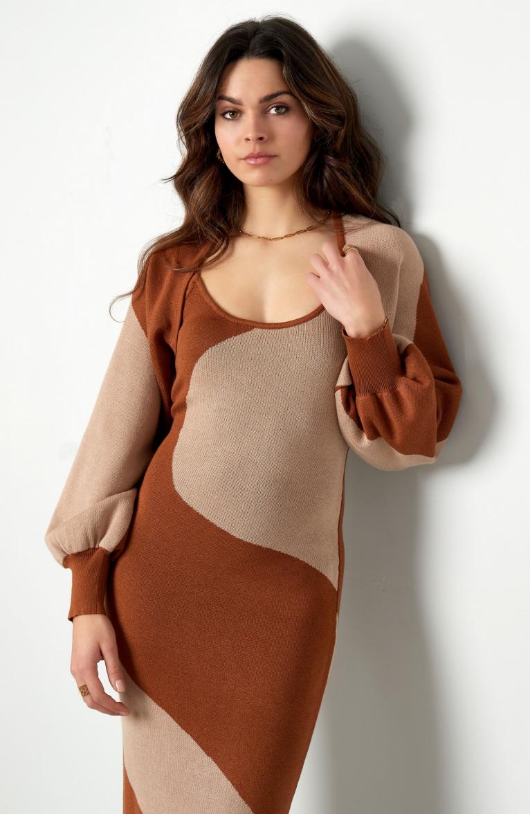 model-Zohra.-3684